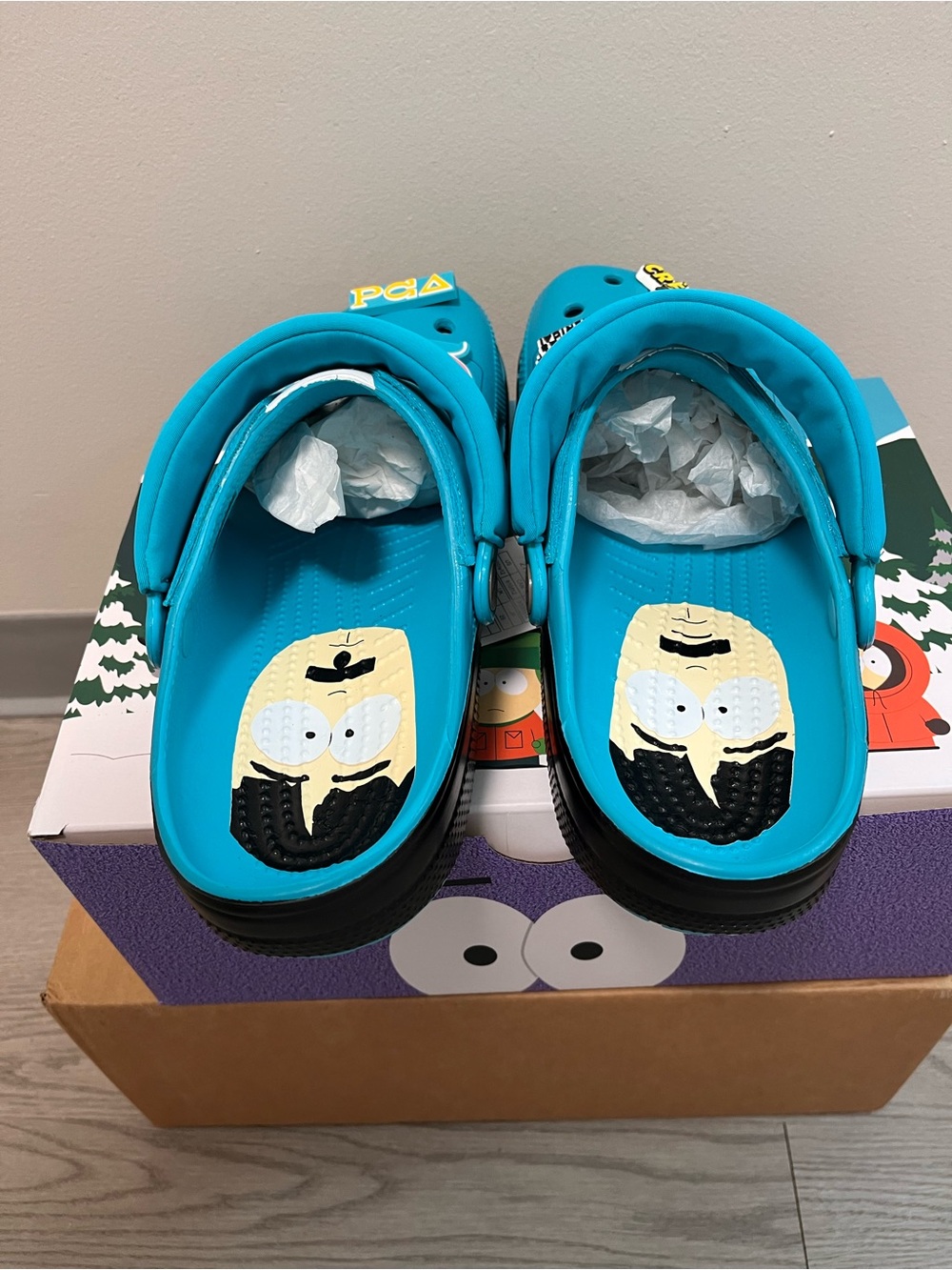South Park x Crocs Classic Clogs “Randy” - Picture 3 of 6